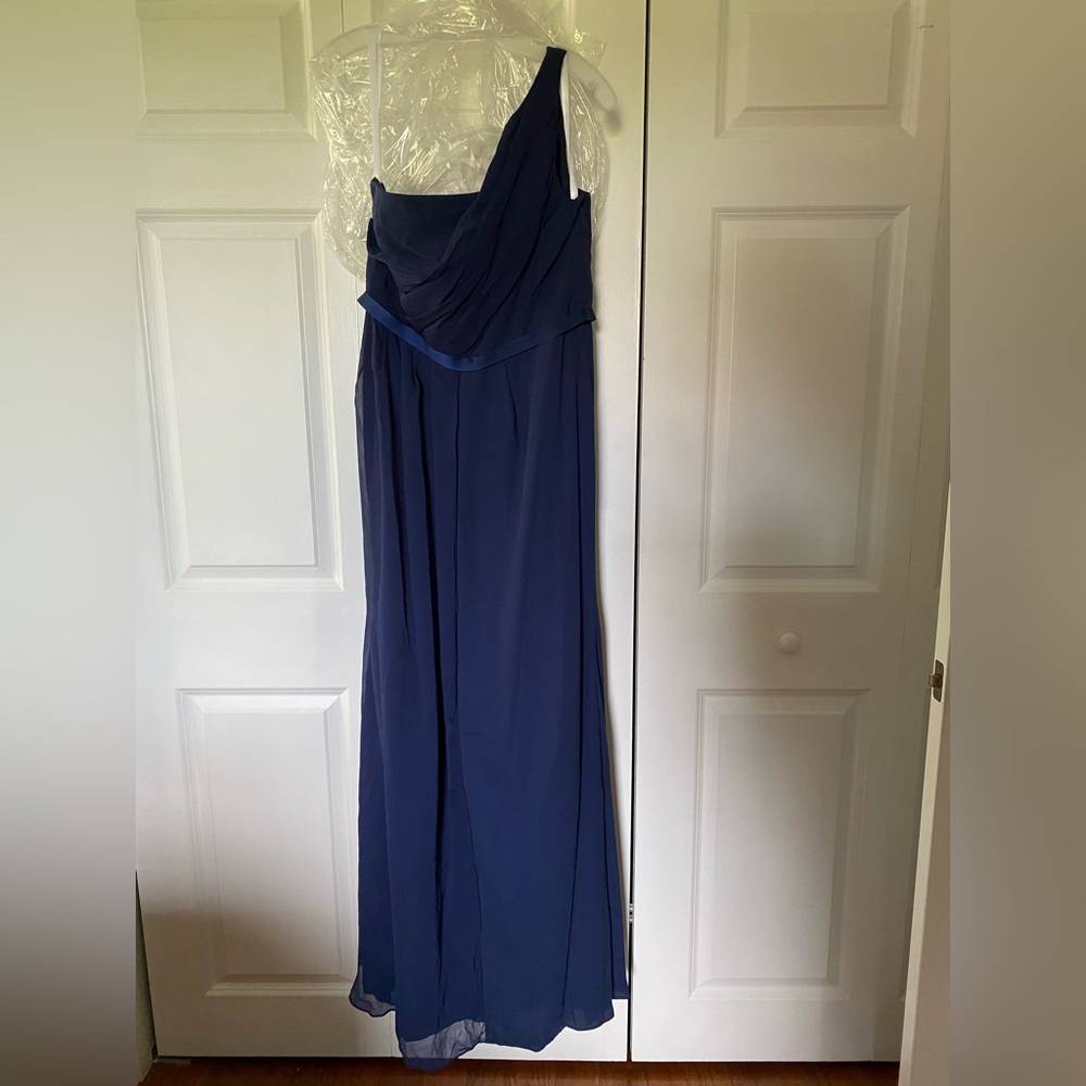 David’s Bridal bridesmaid dress NWT size 10 Navy (Marine)
